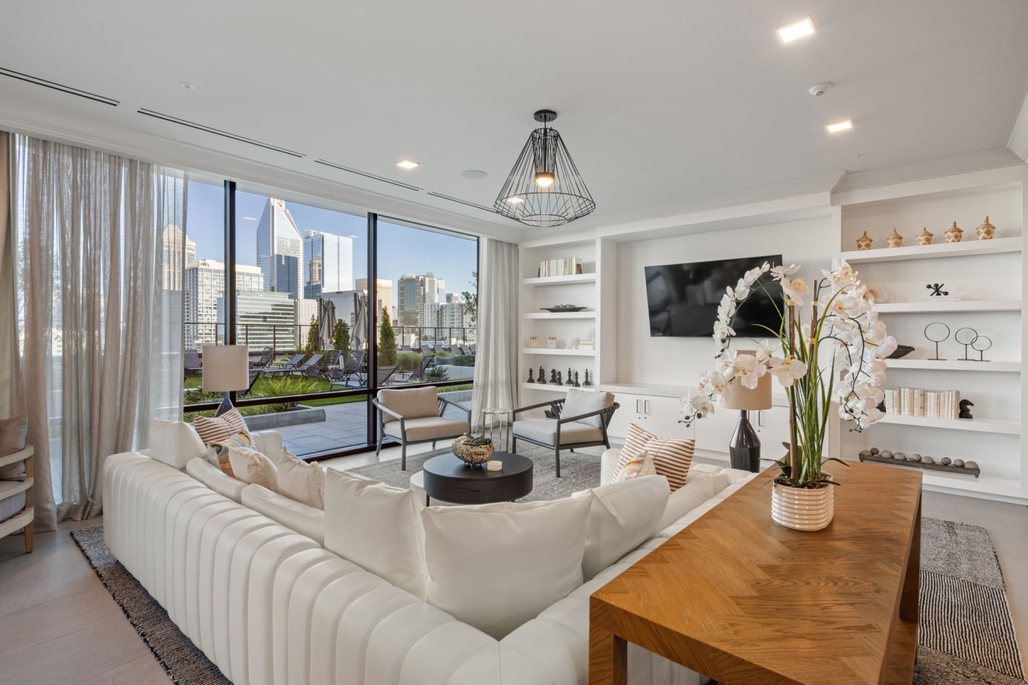 16 web or mls 7k5a2479